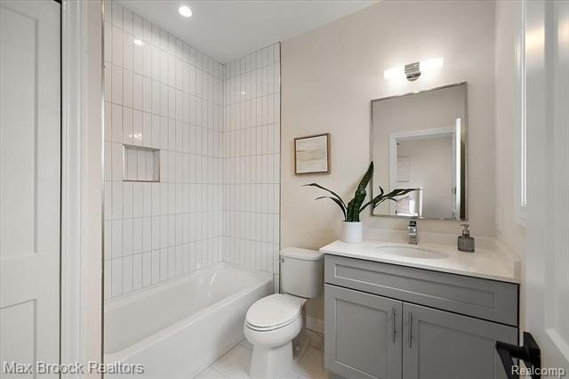 The Townhomes on Notre Dame offer modern living in the heart of - photo 32
