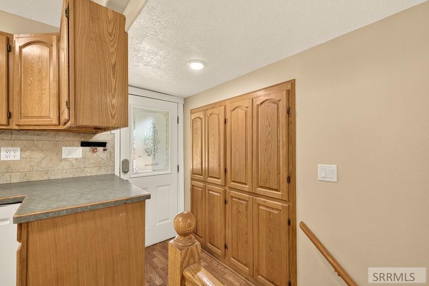 Oversized Corner Lot! Welcome to this beautifully maintained - photo 14