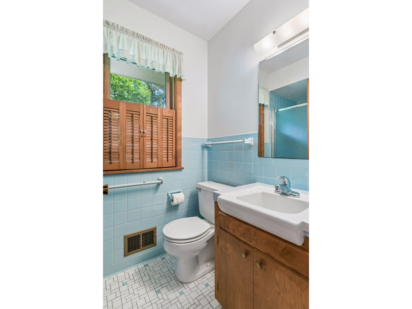 Built by its current owners in 1965, this one-owner home has - photo 32