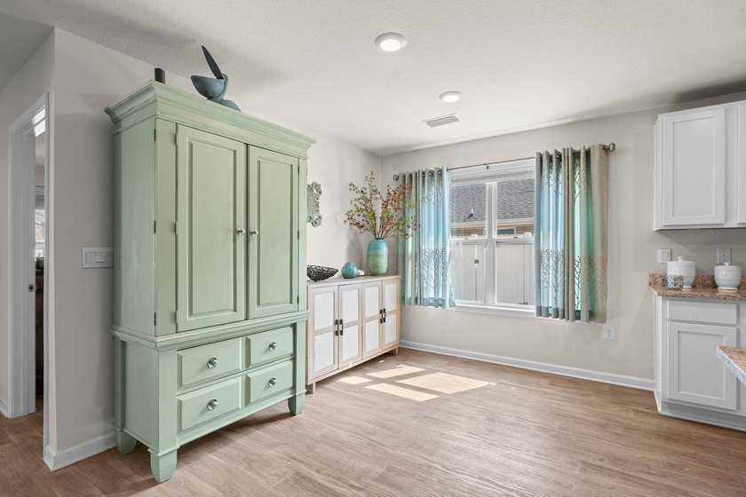 If you've been waiting for a home that turns heads, this is it! - photo 21