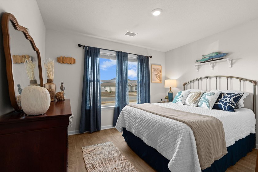 If you've been waiting for a home that turns heads, this is it! - photo 34