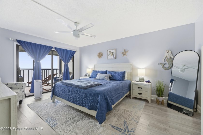 Fully renovated, fully furnished, and oceanfront; this 3BR/2BA - photo 5
