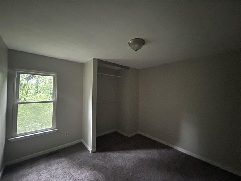 This two-story home offers over 1,500 sq ft of comfortable - photo 29
