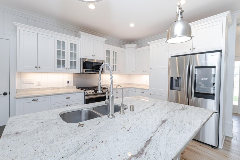 Luxury lake living on beautiful Tichigan Lake with 65' of prime - photo 5