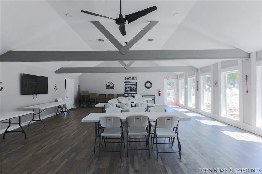 Enjoy the lake lifestyle at Pelican Bay Condominiums. This - photo 32