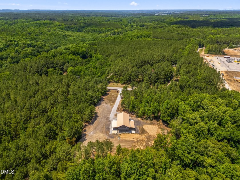 BARNDOMINIUM ON 10 ACRES! No HOA/No Restrictive Covenants - photo 3