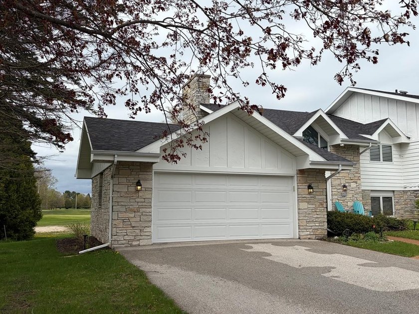 Enjoy Door County living in this wonderful 2-story unit - photo 27