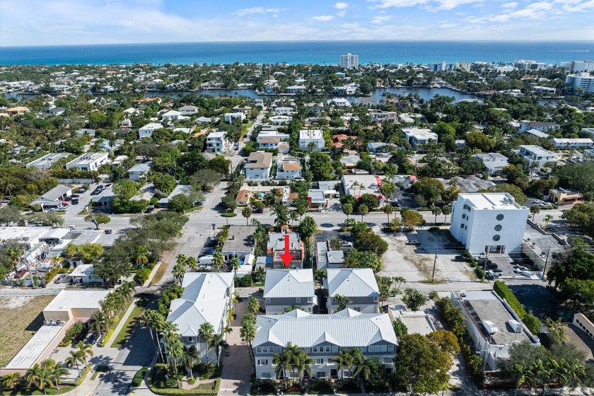 Desirable DOWNTOWN location, 2 blocks from Pineapple Grove &amp; 3 - photo 27