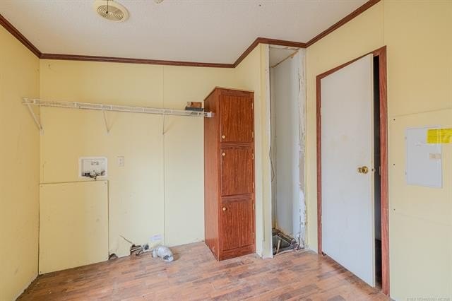 Big double wide with 2280 SF. on 10 fenced acres with utilities - photo 29