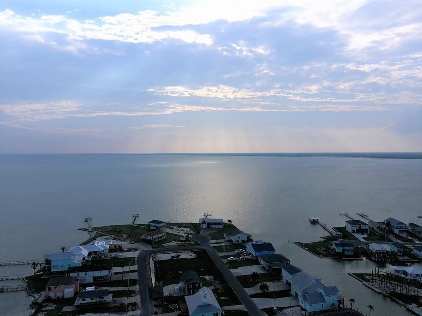 Your own piece of paradise. Build your dream home on this 51.22 - photo 10