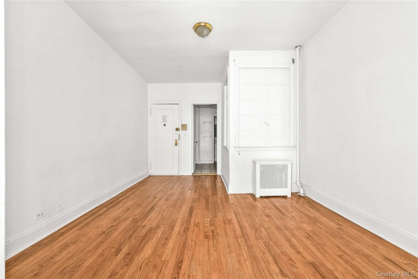 Welcome to Residence 2A at 211 East 88th Street - a charming - photo 9