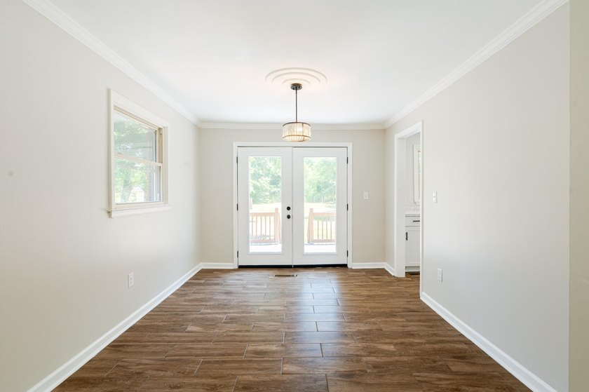 Welcome to Saint Stephen! Come fall in love with this beautiful - photo 20