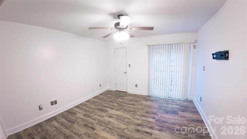 Renovated 2 bedroom, 2 bath townhome offering 1,200 square feet - photo 8
