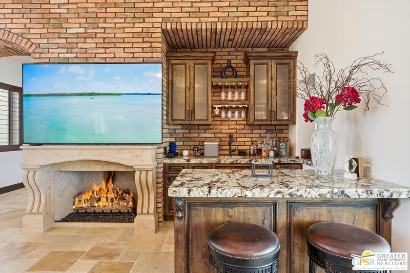 Welcome to one of the newest and most refined custom estates - photo 9