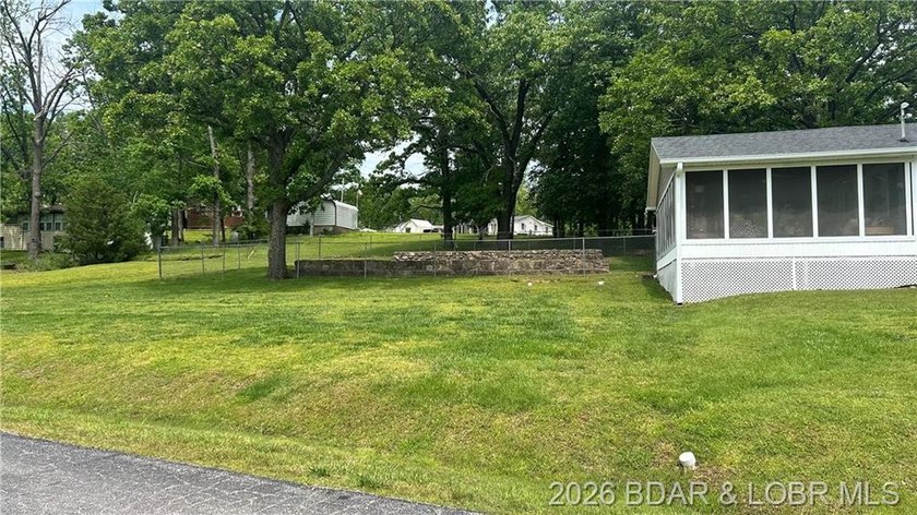 BACK ON THE Market at no fault of the seller. Charming 3-bedroom - photo 11
