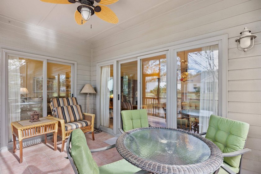 Pack your bags and step into a fully furnished, turnkey - photo 15