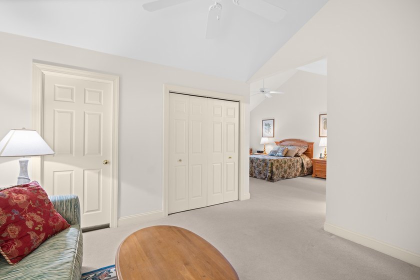 Pack your bags and step into a fully furnished, turnkey - photo 19