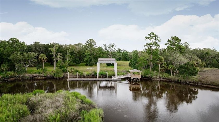 Rare Coastal Development Opportunity with River Access - 2,975 - photo 26
