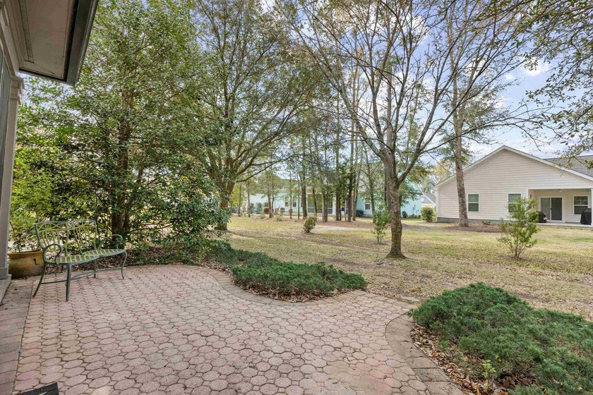 Pack your bags and step into a fully furnished, turnkey - photo 36