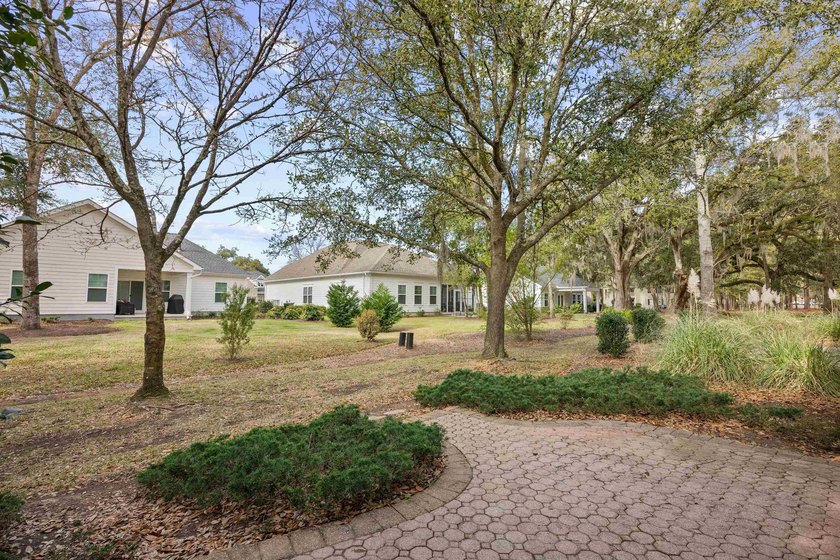 Pack your bags and step into a fully furnished, turnkey - photo 37