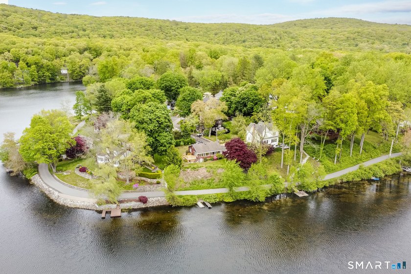 Perched above the water with expansive, unobstructed lake views - photo 4