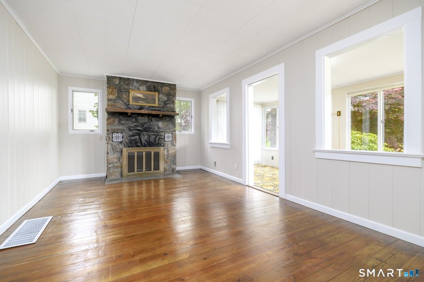 Perched above the water with expansive, unobstructed lake views - photo 10