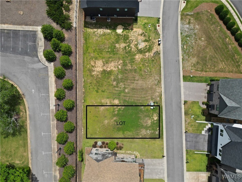 Discover an exceptional opportunity to build your custom luxury - photo 4