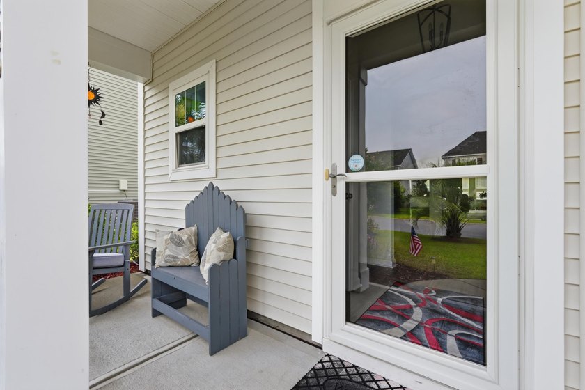 Welcome to this beautifully maintained 5-bedroom, 3.5-bath home - photo 36
