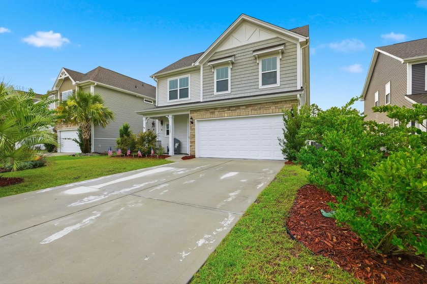 Welcome to this beautifully maintained 5-bedroom, 3.5-bath home - photo 37