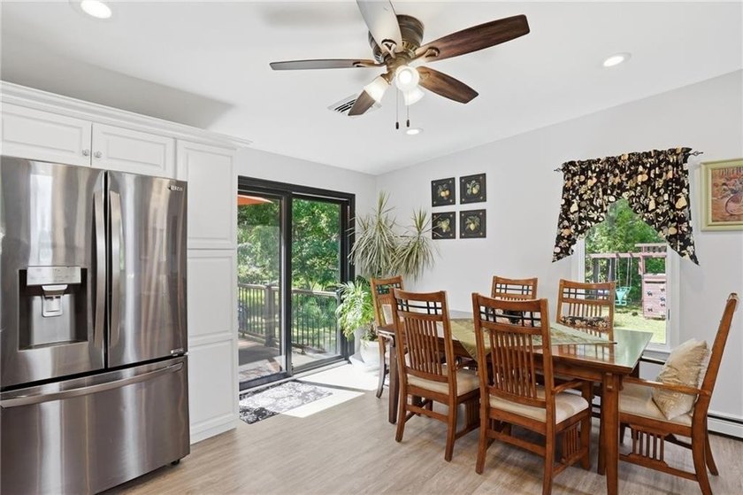 Welcome home to this beautifully renovated ranch, perfectly - photo 16