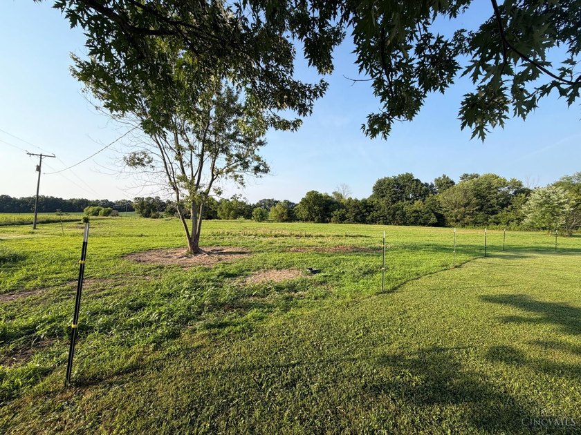 Enjoy Country Living with room to breathe! Brick Home-Pole Barn - photo 22