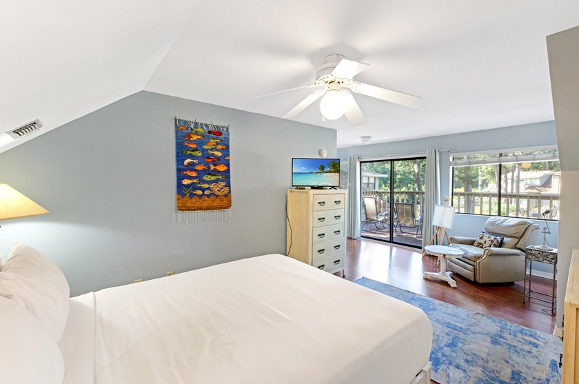 If you're searching for a charming Florida cottage tucked within - photo 22