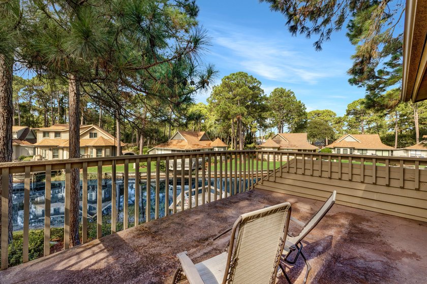 If you're searching for a charming Florida cottage tucked within - photo 25