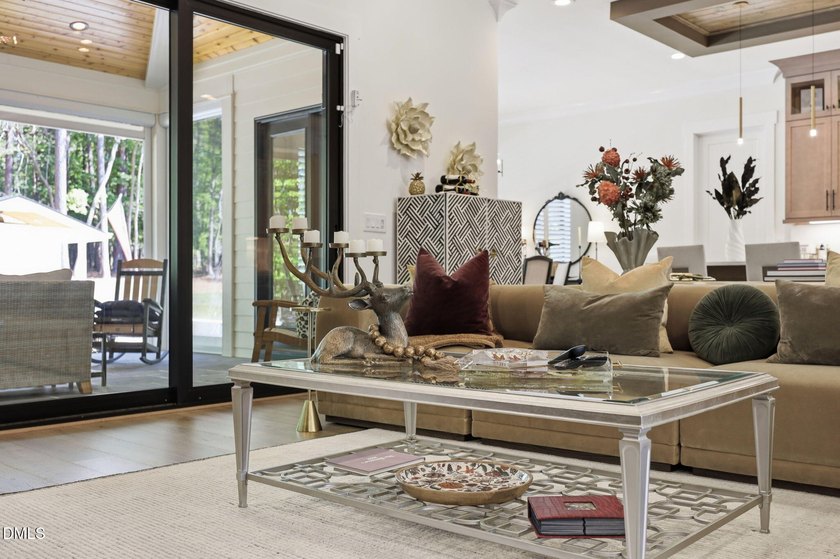A 2023 Parade of Homes Entry. Thoughtfully designed and - photo 4