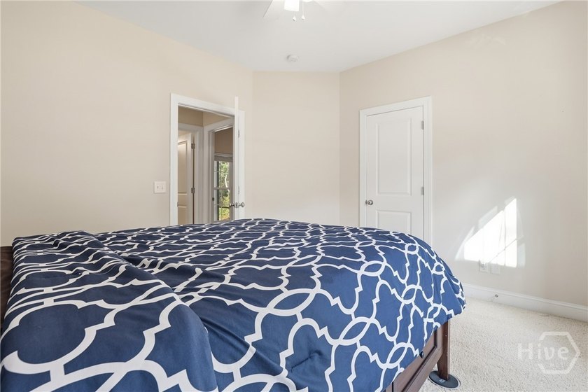 Welcome to this charming single-level Craftsman cottage in the - photo 29