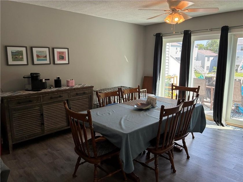 A great Town Home at a Great Price! 2 beds, 2 1/2 baths. Lower - photo 13