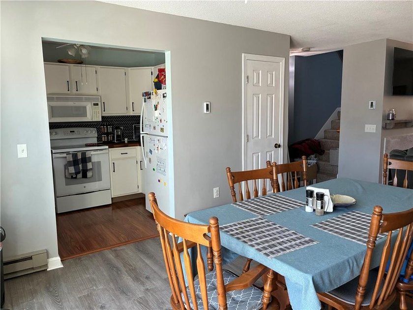 A great Town Home at a Great Price! 2 beds, 2 1/2 baths. Lower - photo 15