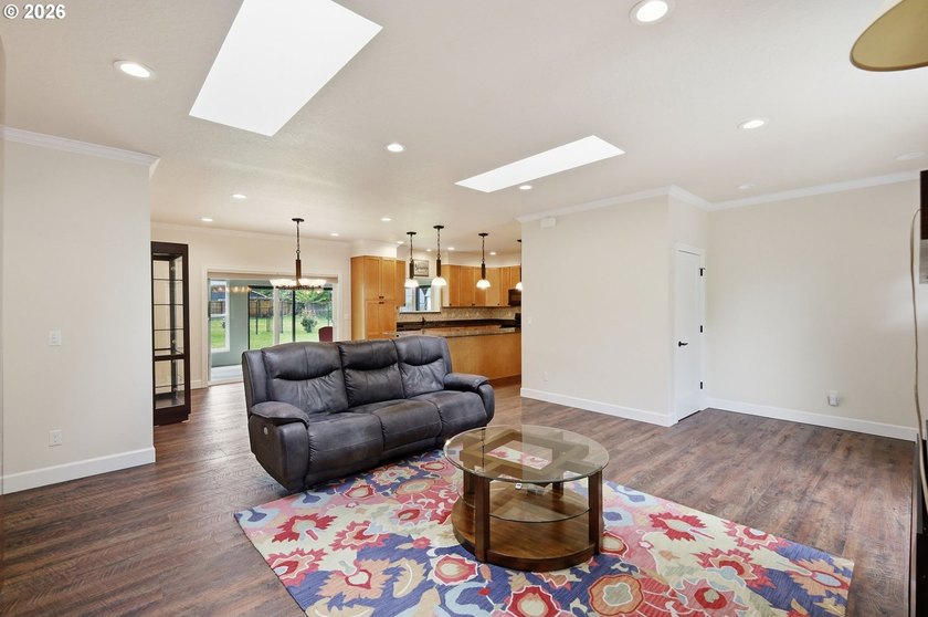 Thoughtfully designed for comfort, accessibility, &amp; effortless - photo 5
