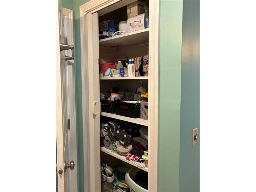 A great Town Home at a Great Price! 2 beds, 2 1/2 baths. Lower - photo 26