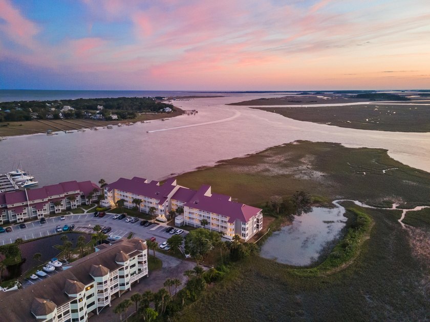 Welcome to 96 Mariners Cay, a beautifully updated condo in the - photo 30