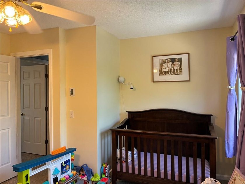 A great Town Home at a Great Price! 2 beds, 2 1/2 baths. Lower - photo 32
