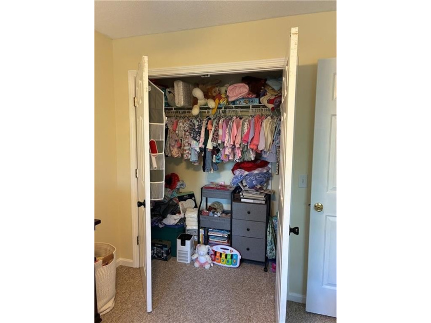 A great Town Home at a Great Price! 2 beds, 2 1/2 baths. Lower - photo 33