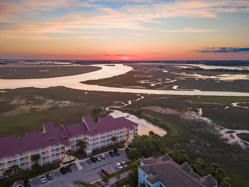 Welcome to 96 Mariners Cay, a beautifully updated condo in the - photo 34