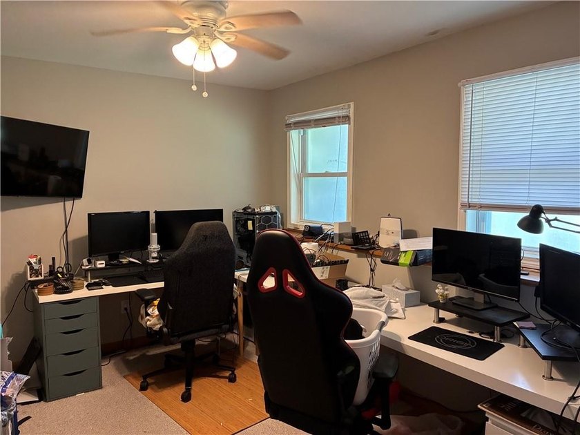 A great Town Home at a Great Price! 2 beds, 2 1/2 baths. Lower - photo 41