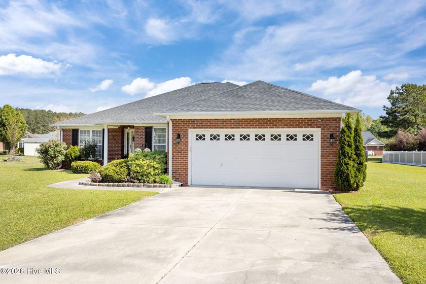Nestled in the serene and sought-after Berne Glade community - photo 37