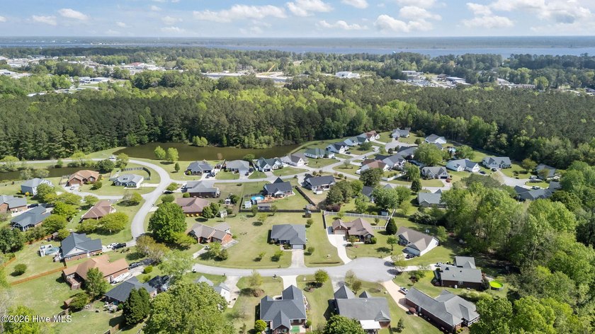 Nestled in the serene and sought-after Berne Glade community - photo 48