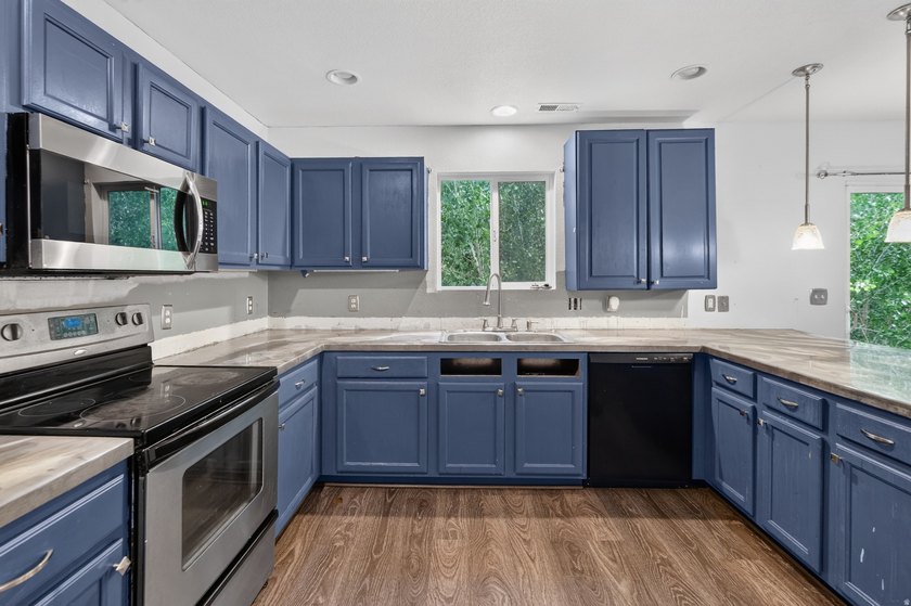 Welcome to this beautifully kept two-story home in one of - photo 5
