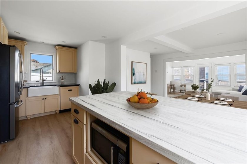 Welcome to your own seaside escape! Perfectly positioned across - photo 12