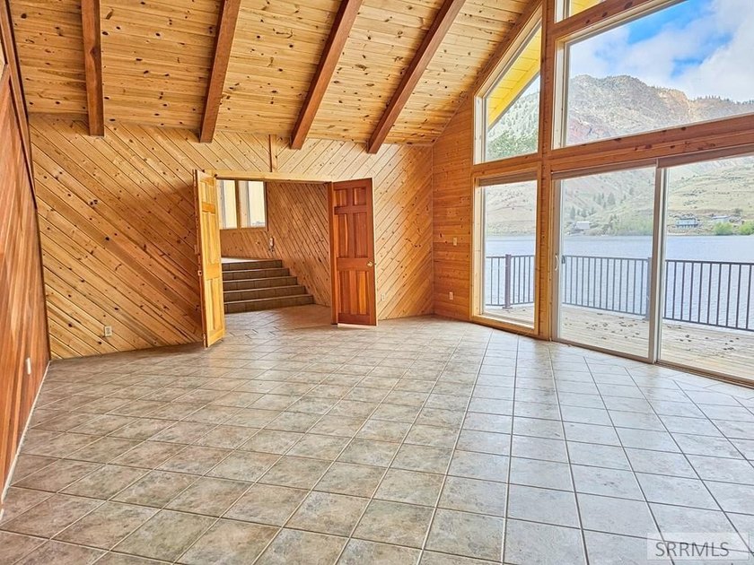 Welcome to your dream lakefront retreat on Williams Lake in the - photo 14