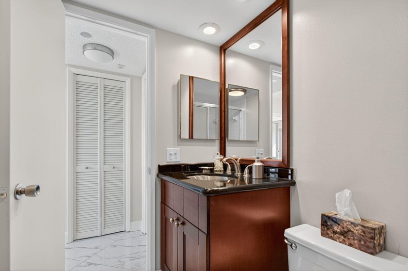 Stunning 2-bedroom, 2-bath ALL AGES condo on the 9th floor with - photo 24